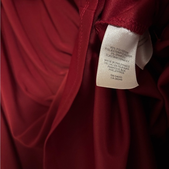 Jones & Co Ruched Dress - Picture 3 of 4